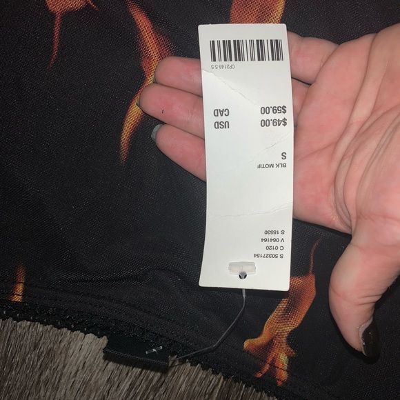 Urban Outfitters Mini Skirt * Small - Picture 4 of 5